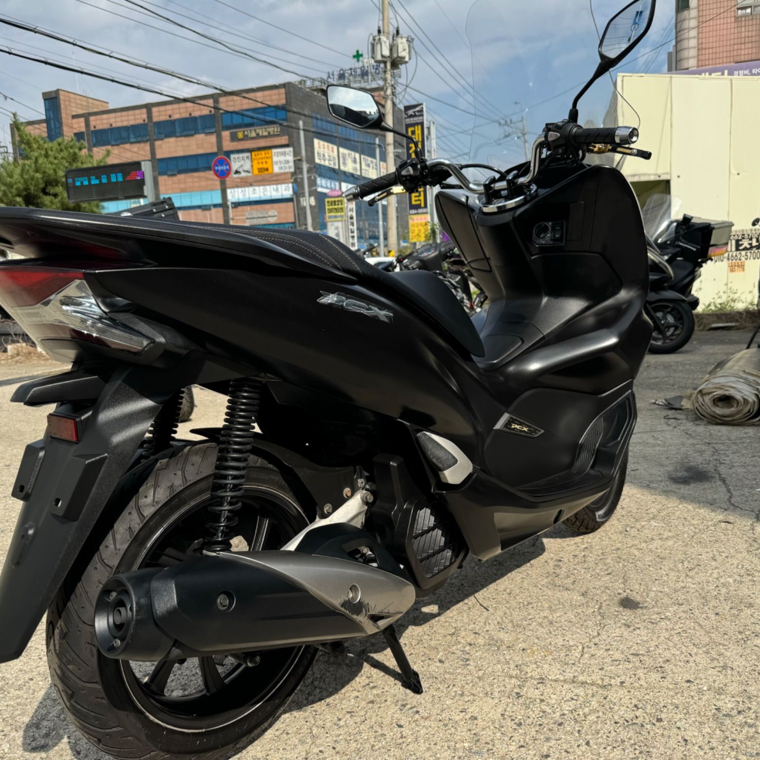 혼다 PCX 125 more