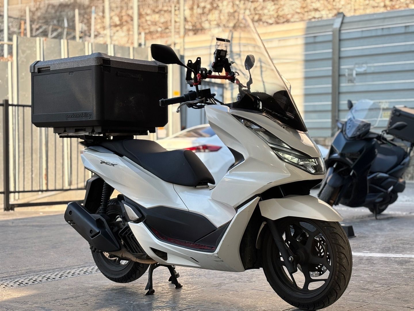 혼다 PCX 125 more