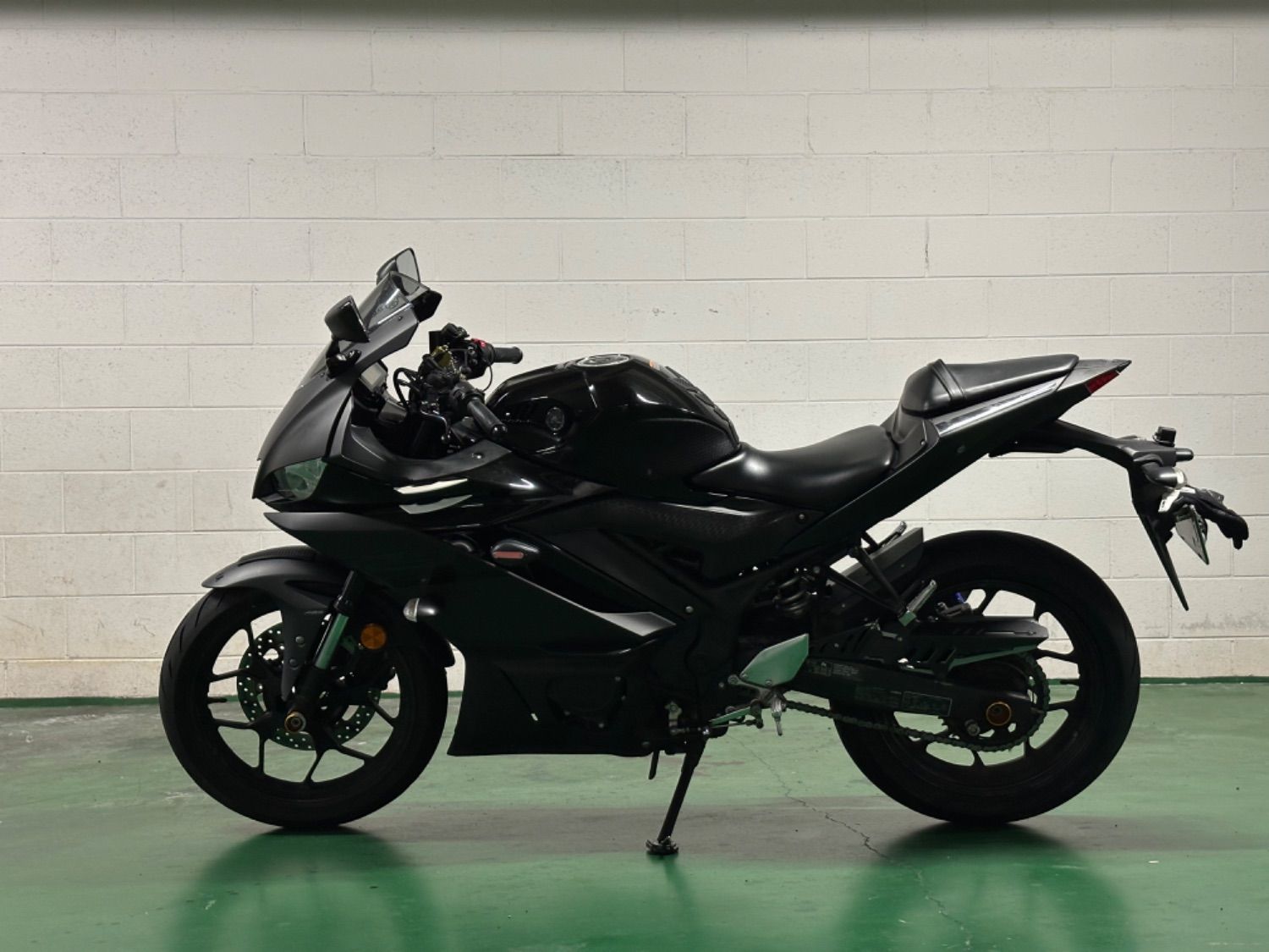 야마하 YZF R3 more