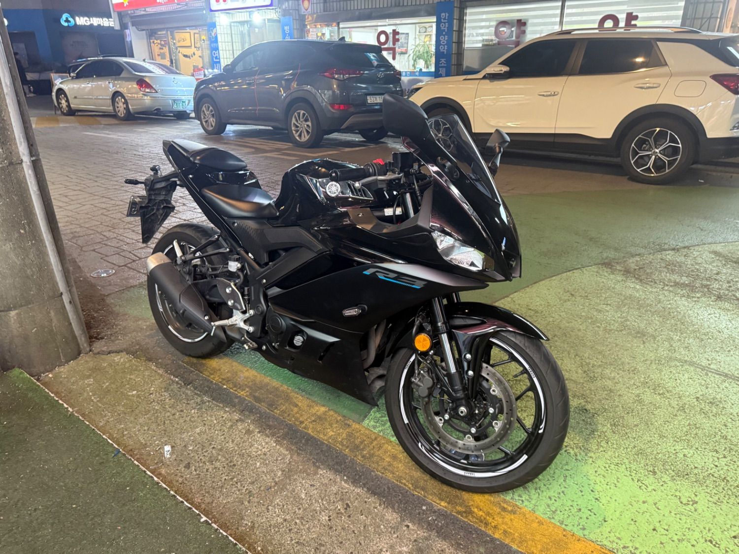 야마하 YZF R3 thumb 2