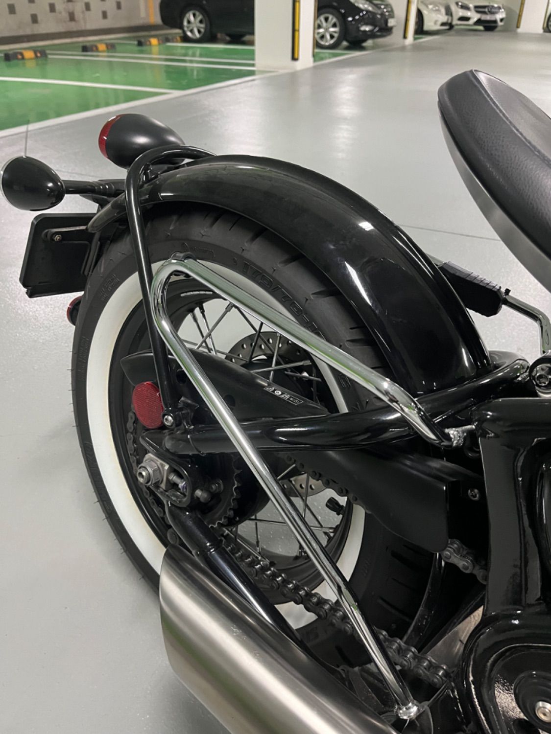 트라이엄프 본네빌 바버 thumb 2