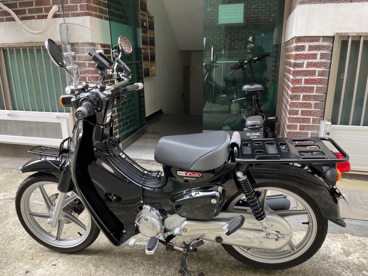 혼다 슈퍼 커브 110 more