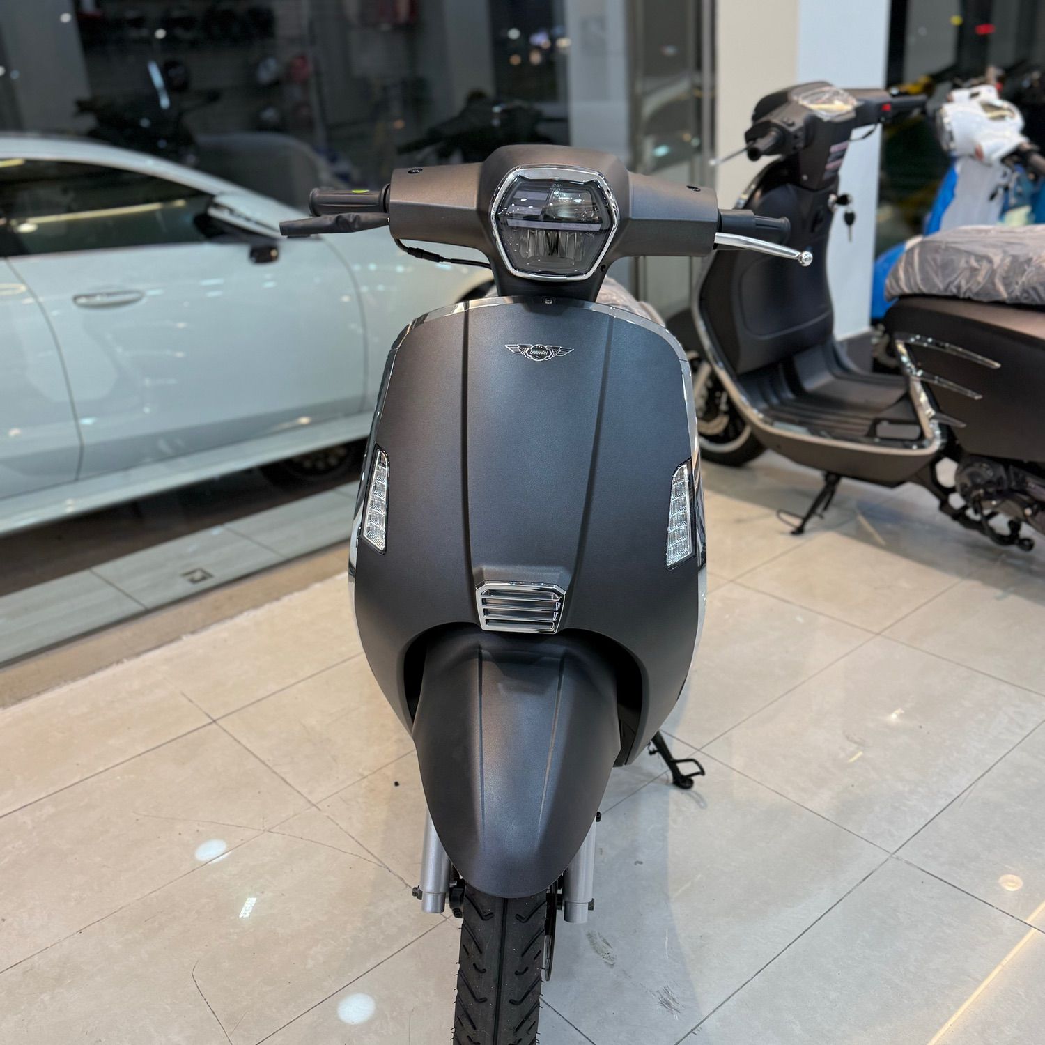 착한스쿠터 야르스 125 럭셔리 2 more