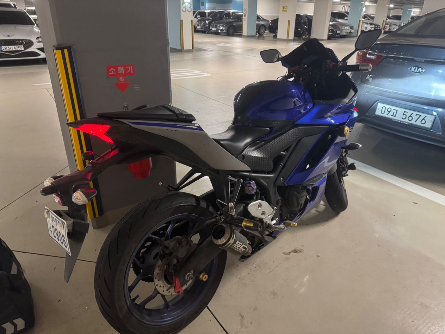 야마하 YZF R3 more