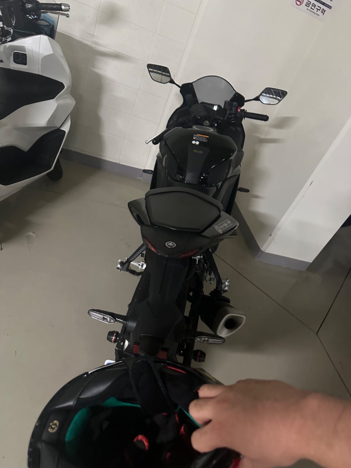 야마하 YZF R3 more