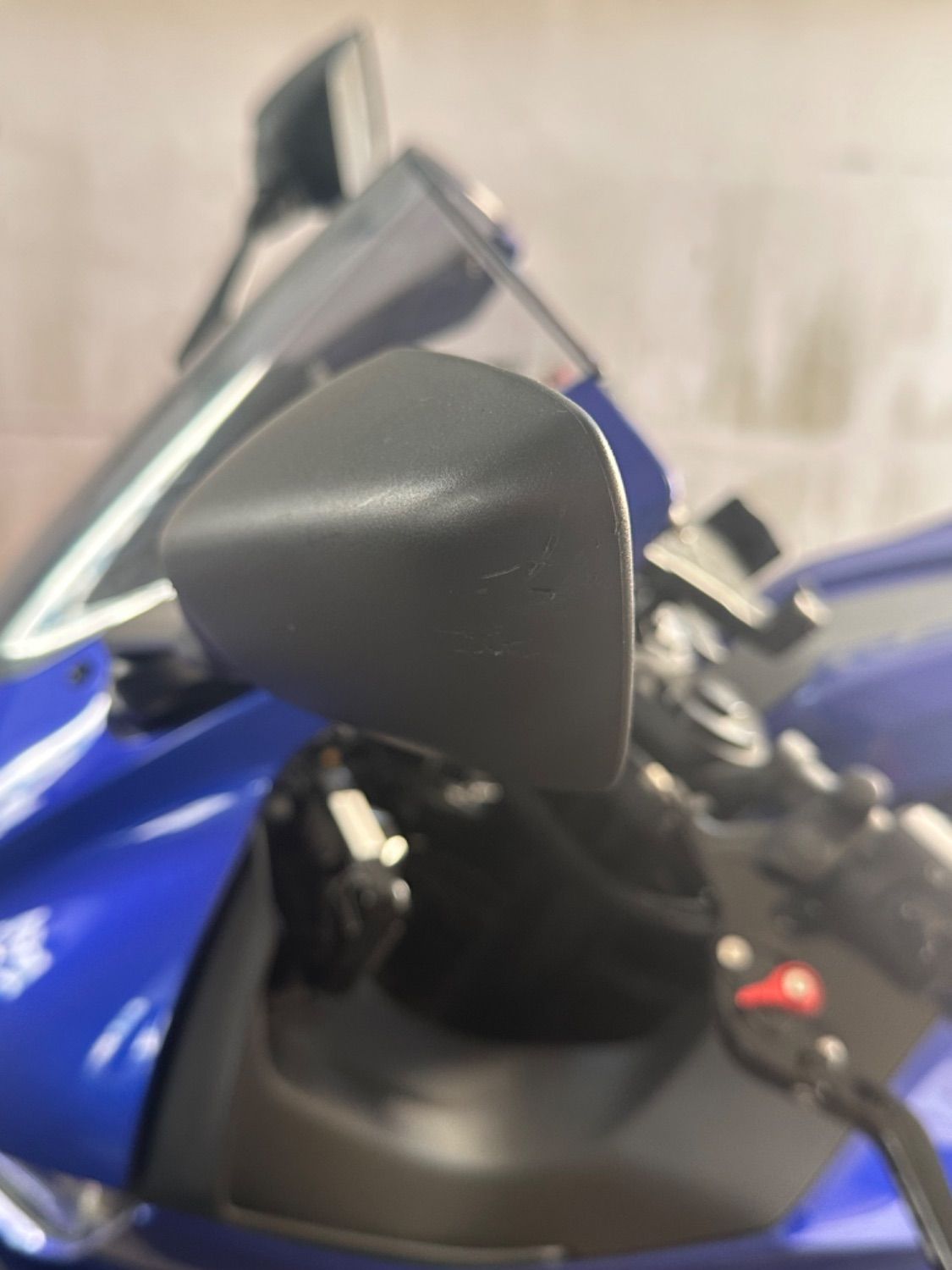 야마하 YZF R3 more