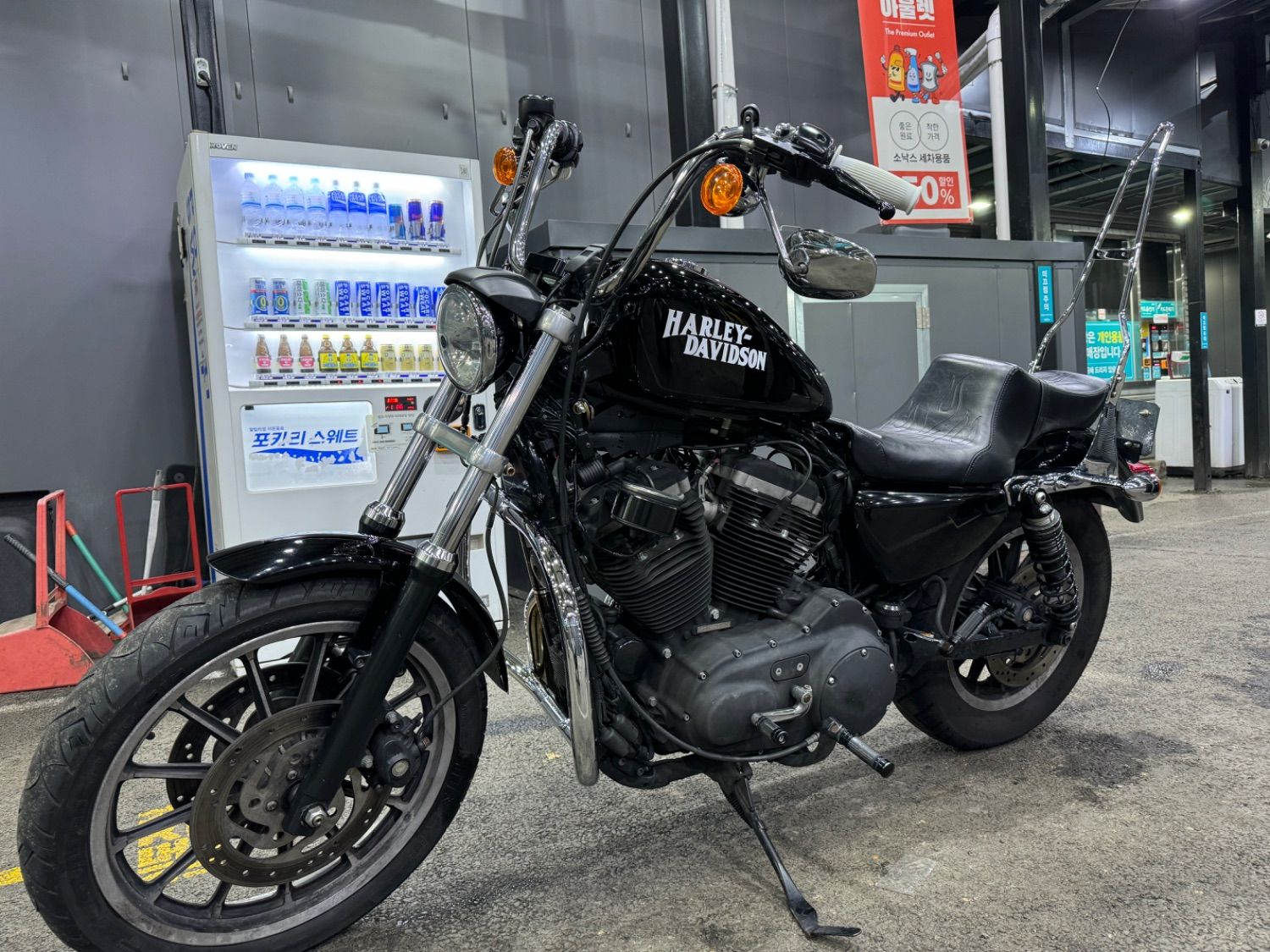 할리데이비슨 883 R 2008 블랙 사진 1