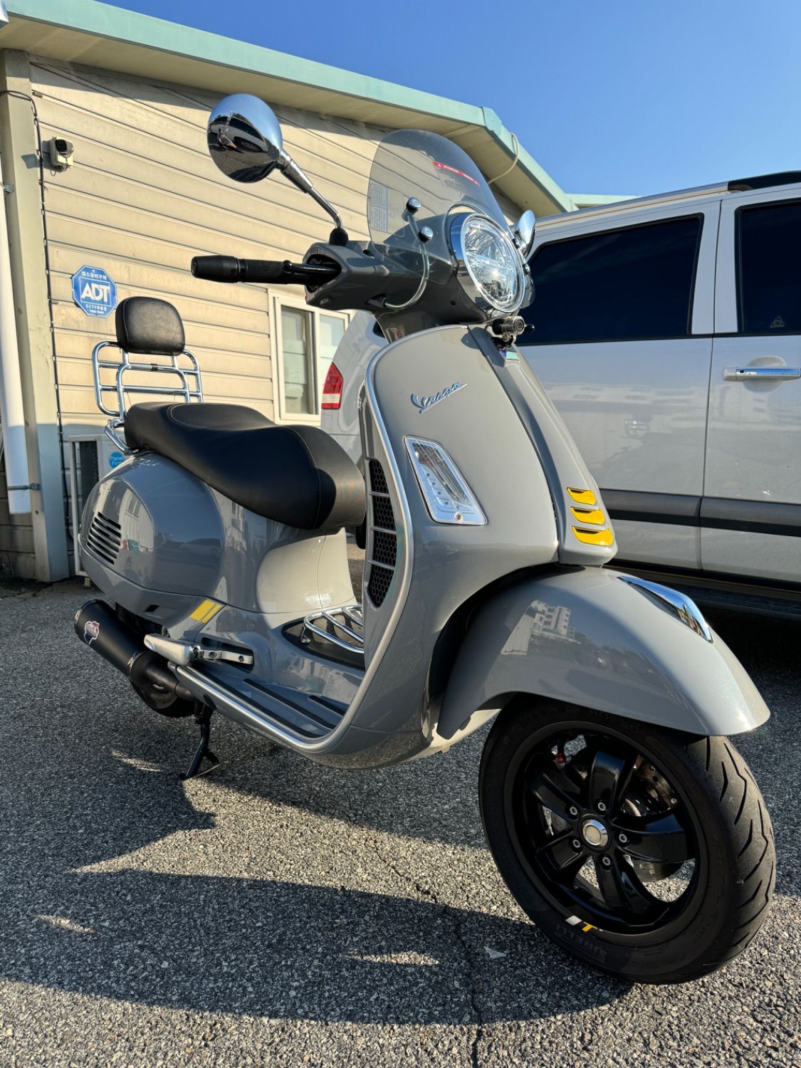 베스파 GTS 300 슈퍼테크 thumb 2