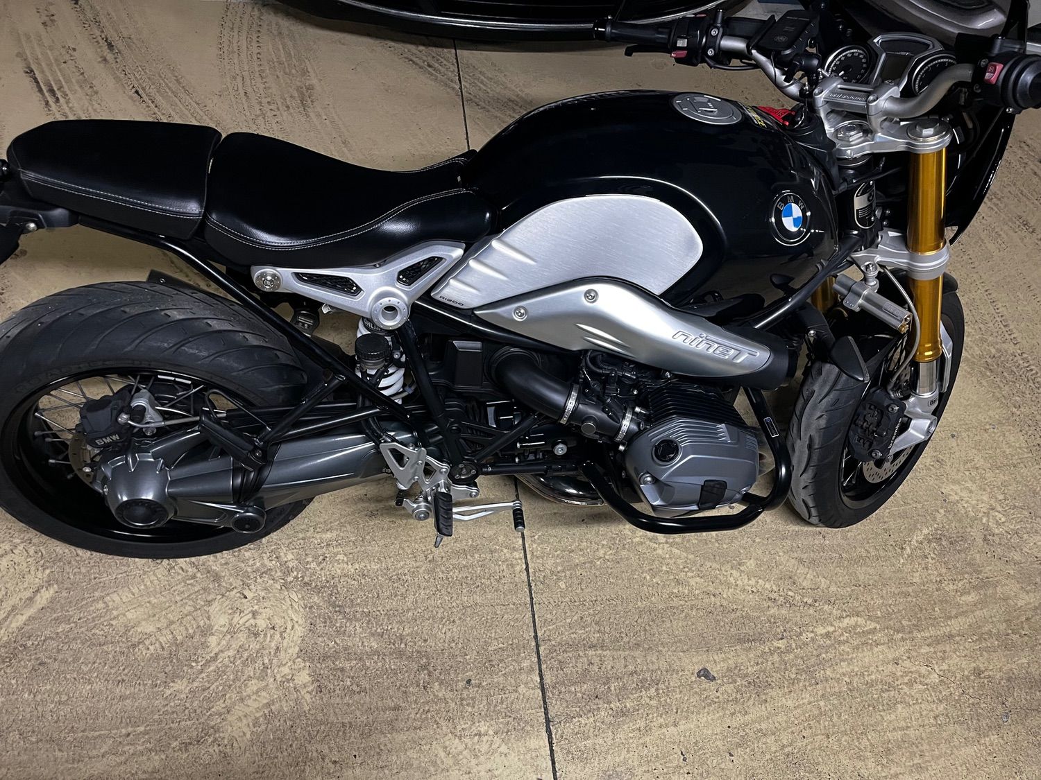 BMW R 1200 R thumb 2