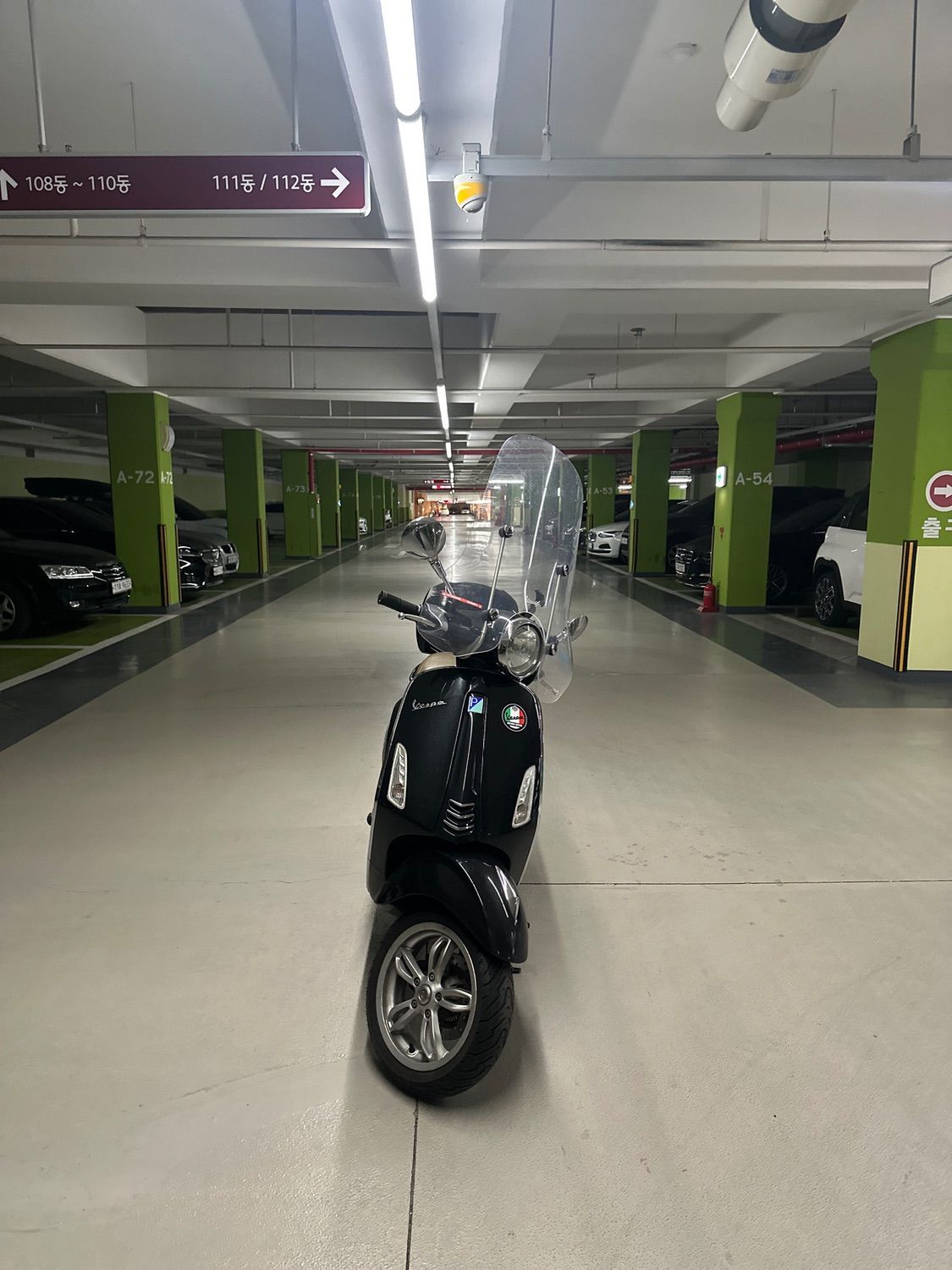 베스파 프리마베라 125 more