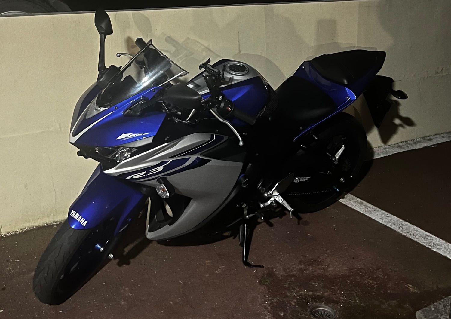 야마하 YZF R3 thumb 2