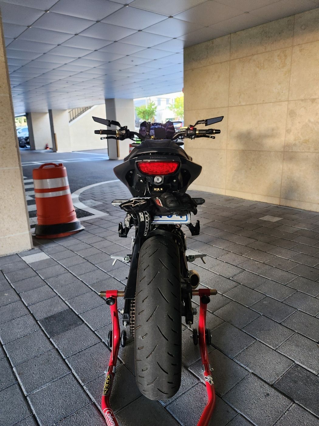 혼다 CB 125 R more