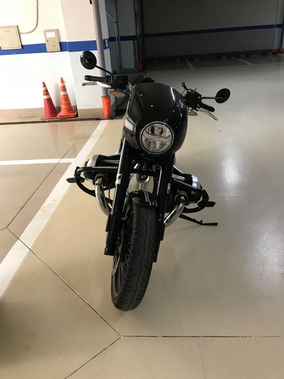 BMW R 18 2022 블랙 사진 2