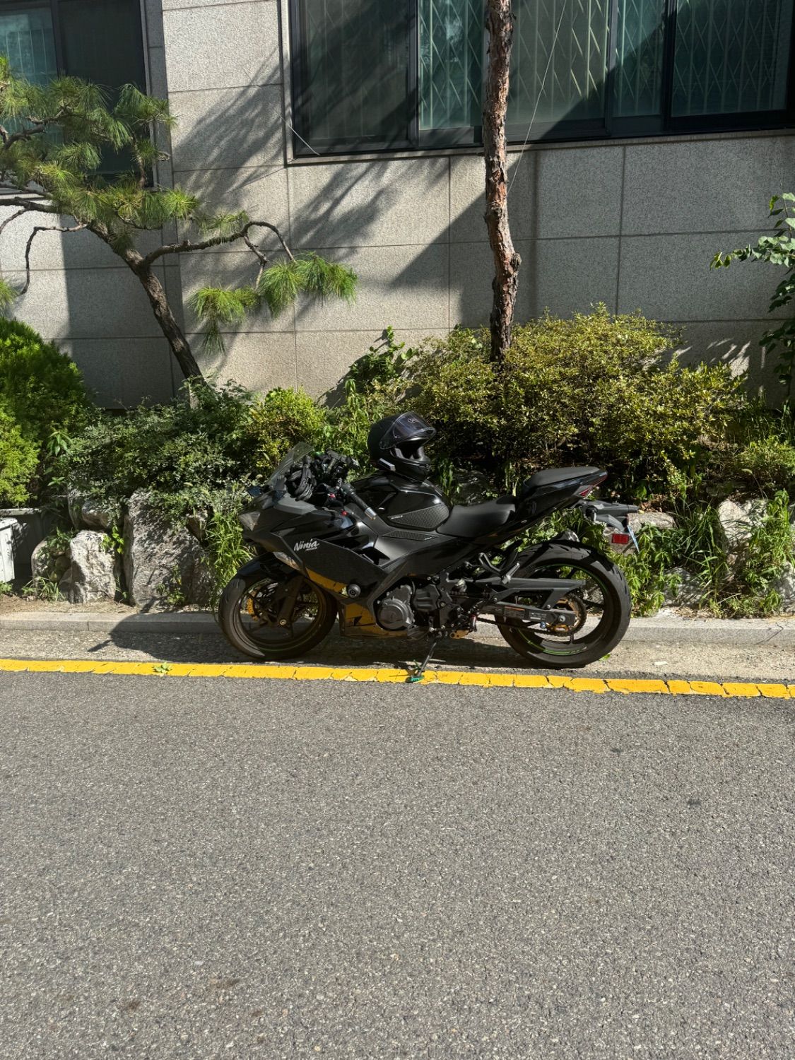 가와사키 닌자 400 ABS main