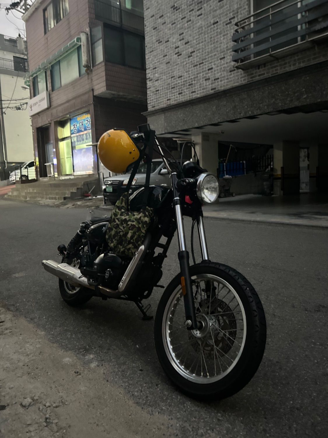 베넬리 임페리알레 400 ABS more