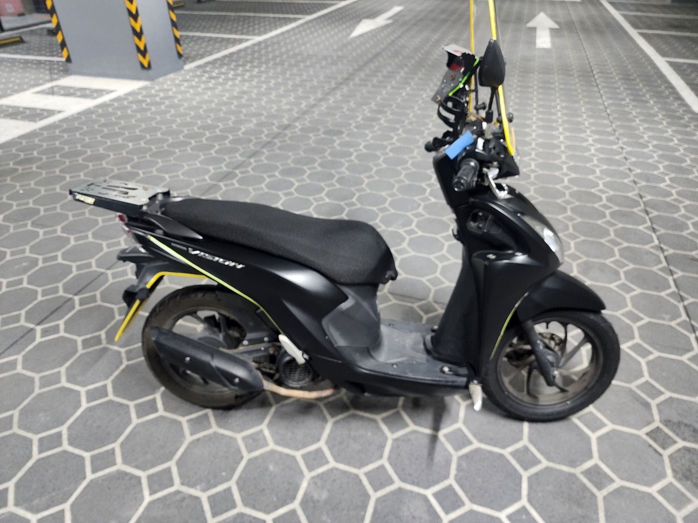 혼다 비전 110 more