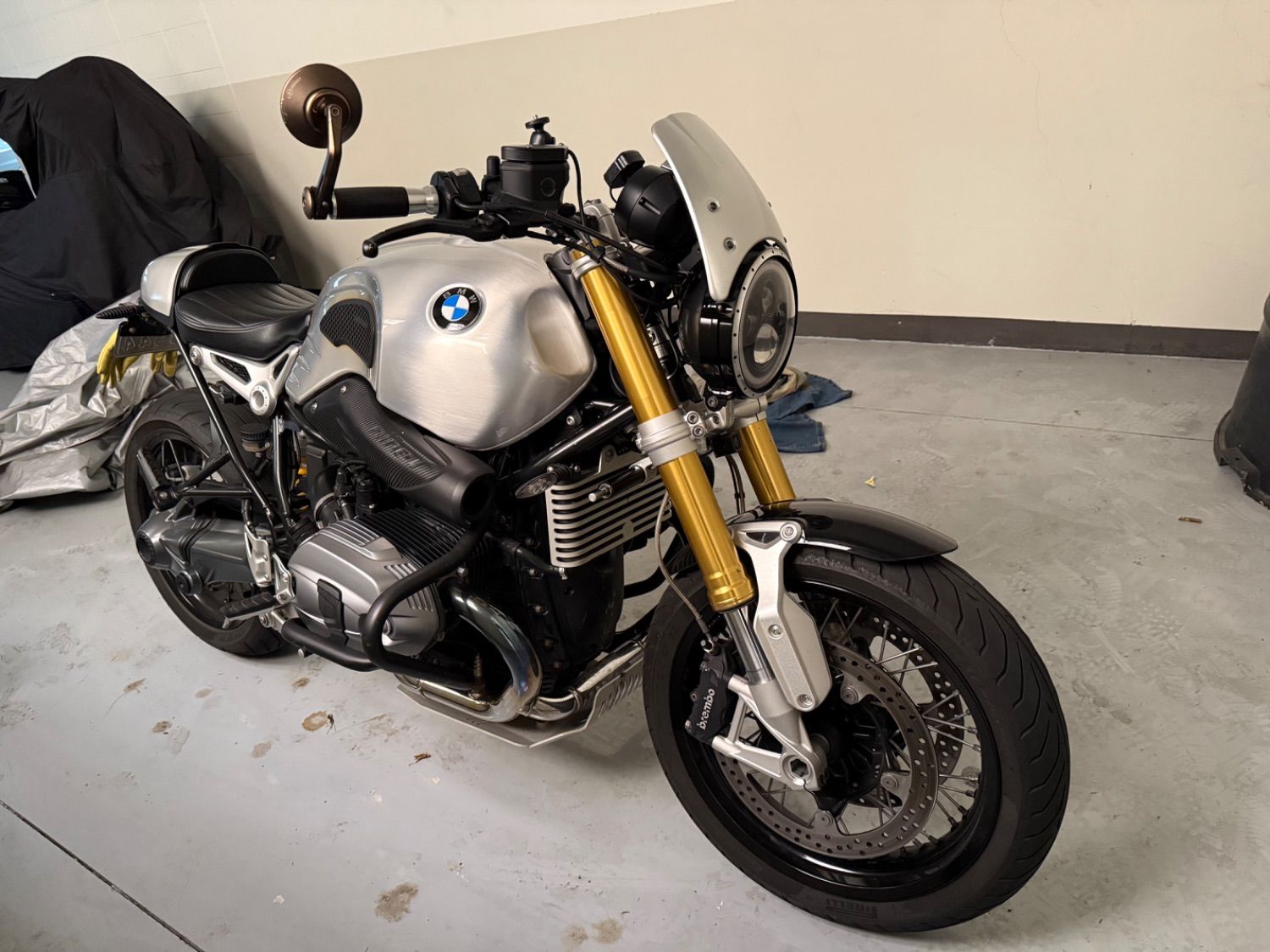 BMW R nine T 2016 화이트 사진 1