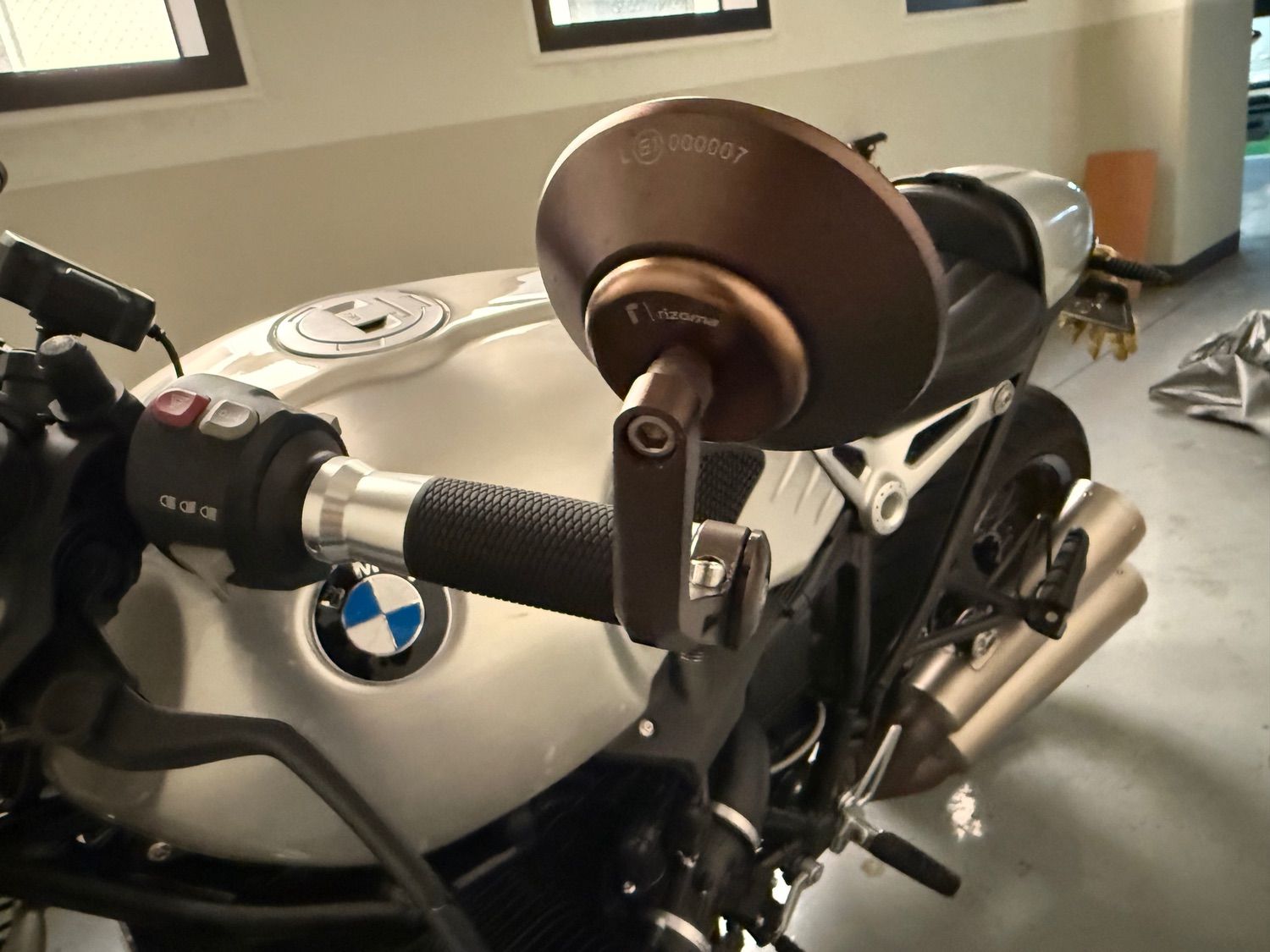 BMW R nine T 2016 화이트 사진 6
