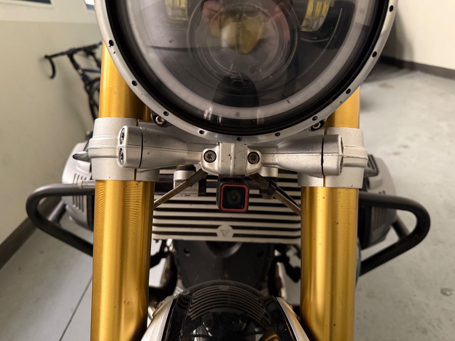 BMW R 12 nine T 2016 화이트 사진 8