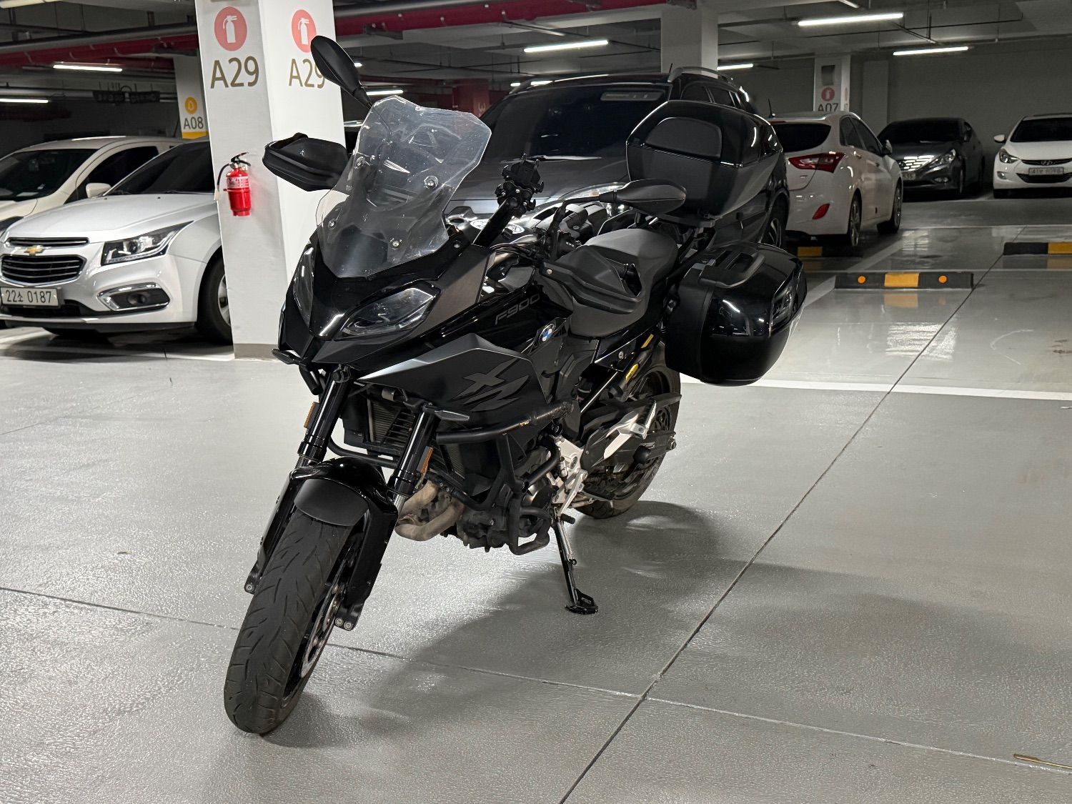 BMW F 900 XR 2023 블랙 사진 1