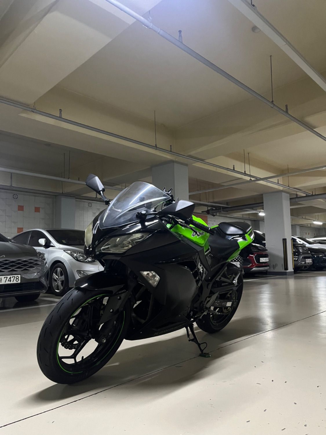 가와사키 닌자 300 thumb 2