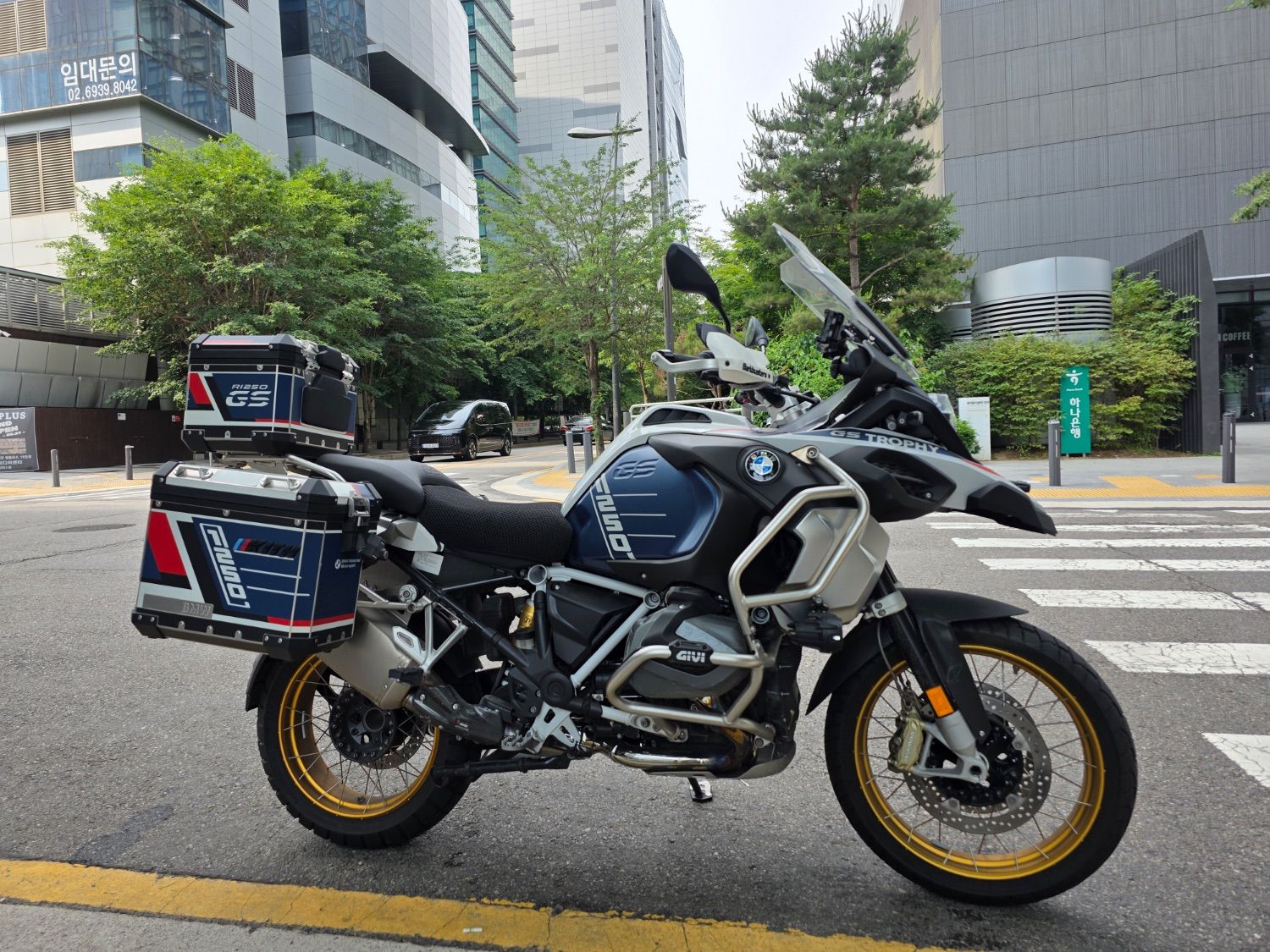 BMW R 1250 GS 어드벤처 2023 블루 사진 2