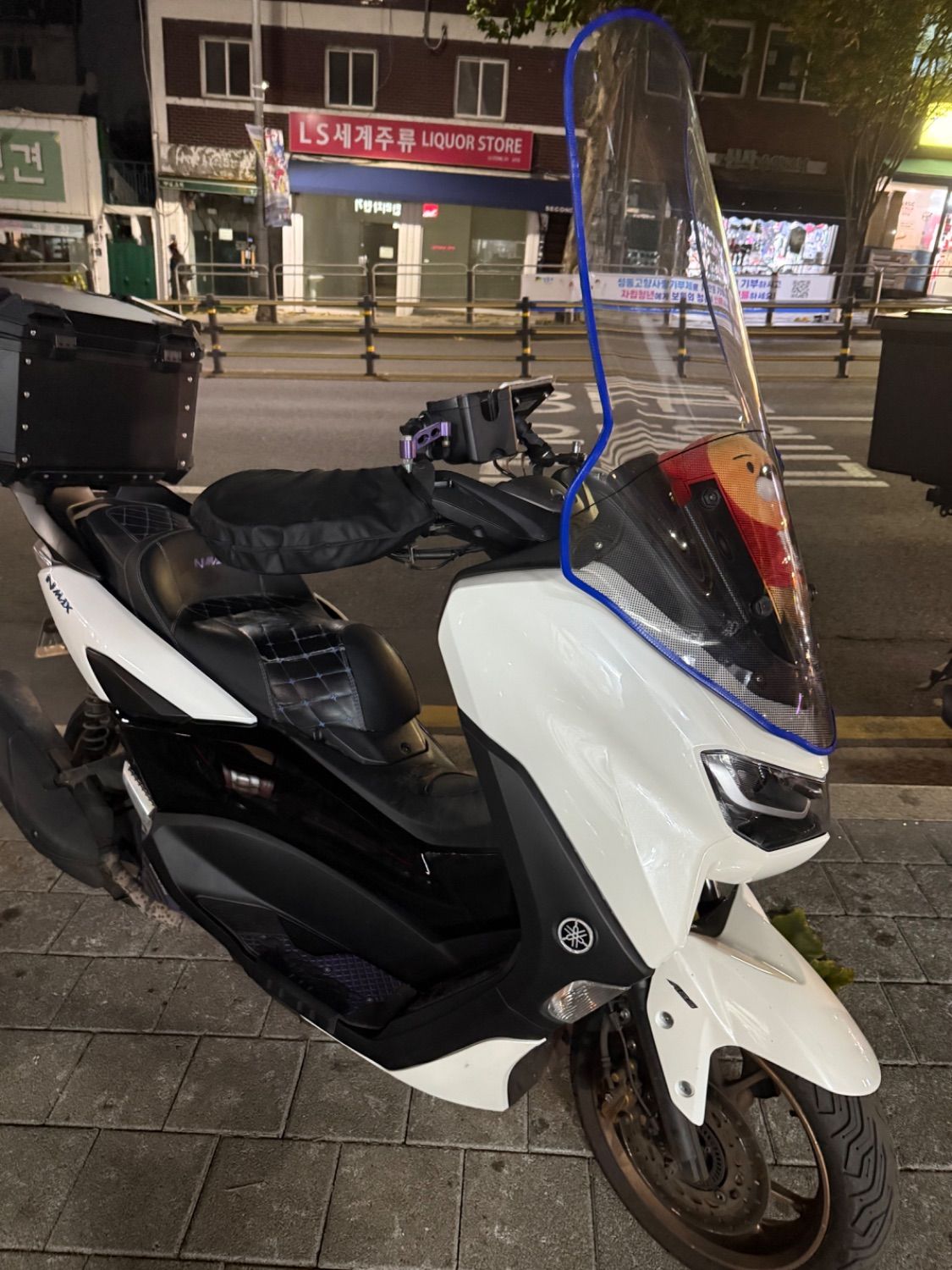 야마하 NMAX 155 more