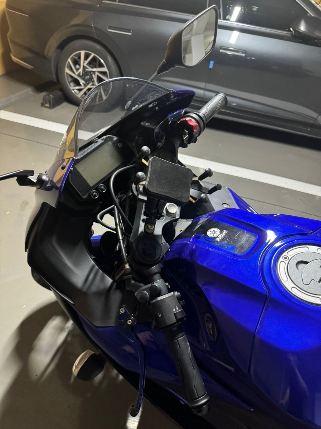 야마하 YZF R3 more