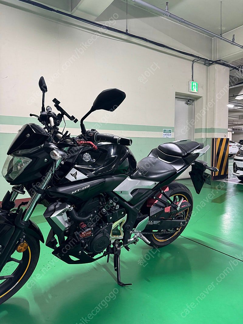 야마하 MT 03 thumb 2