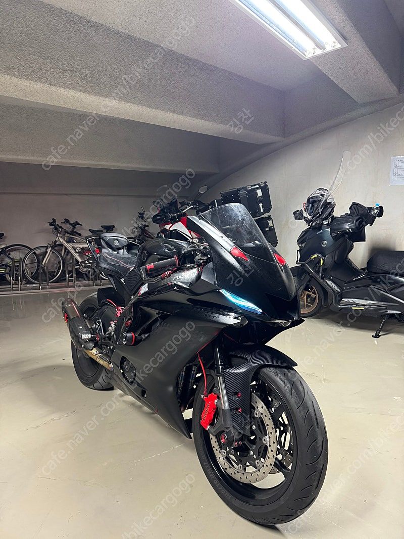 야마하 YZF R6 main
