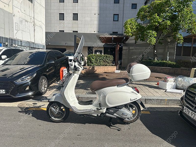 베스파 프리마베라 125 more