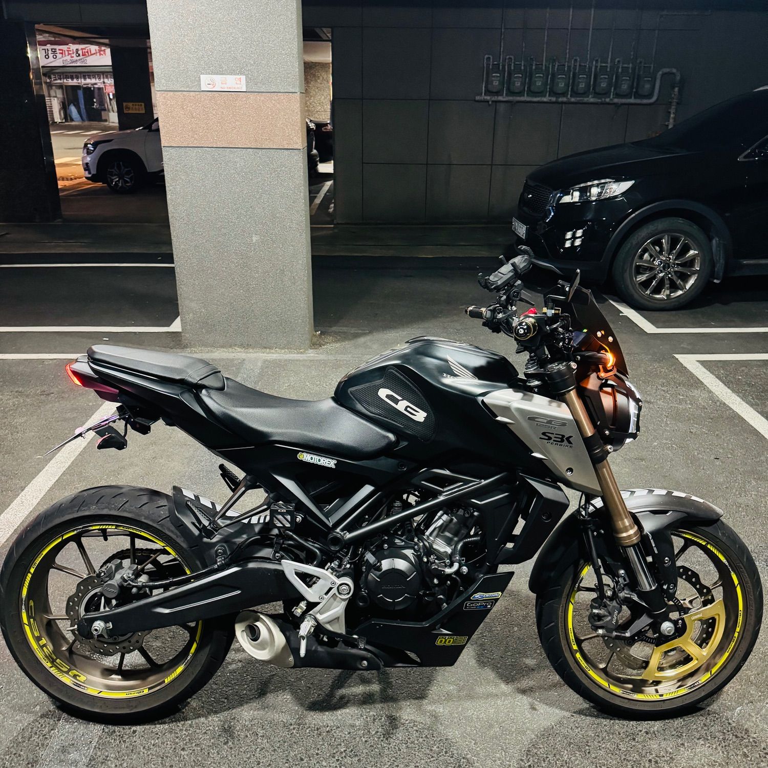 혼다 CB 125 R more