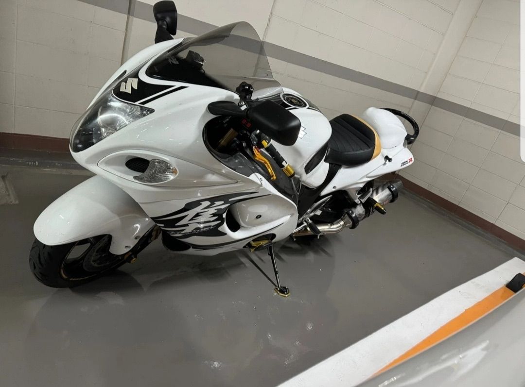 스즈키 하야부사 main