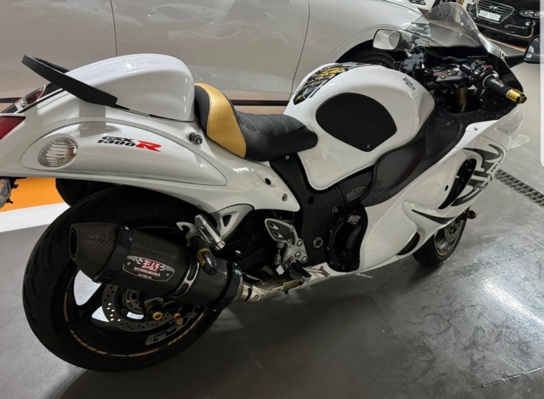 스즈키 하야부사 more