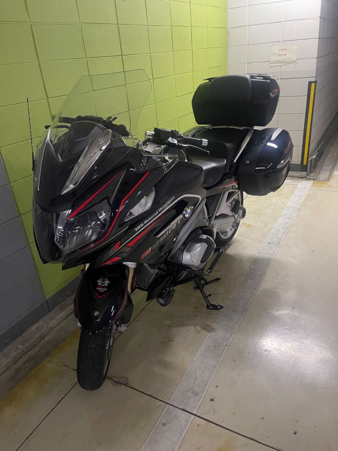 BMW R 1250 RT 2019 블랙 사진 5