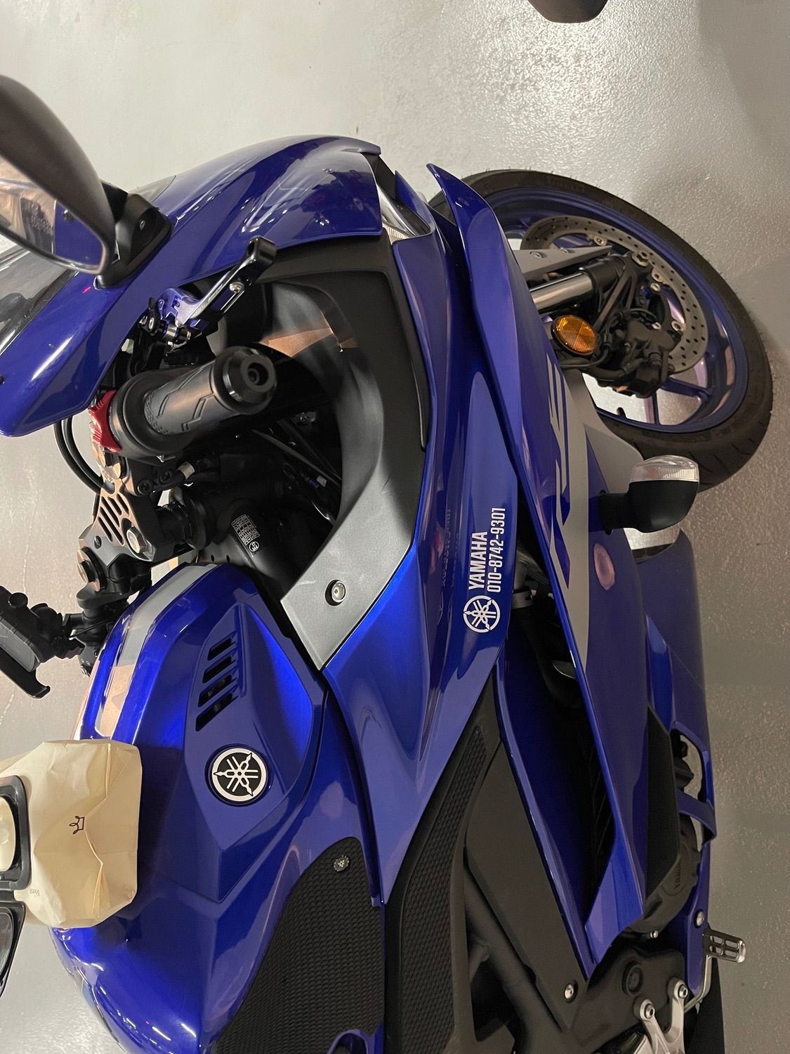 야마하 YZF R3 thumb 2