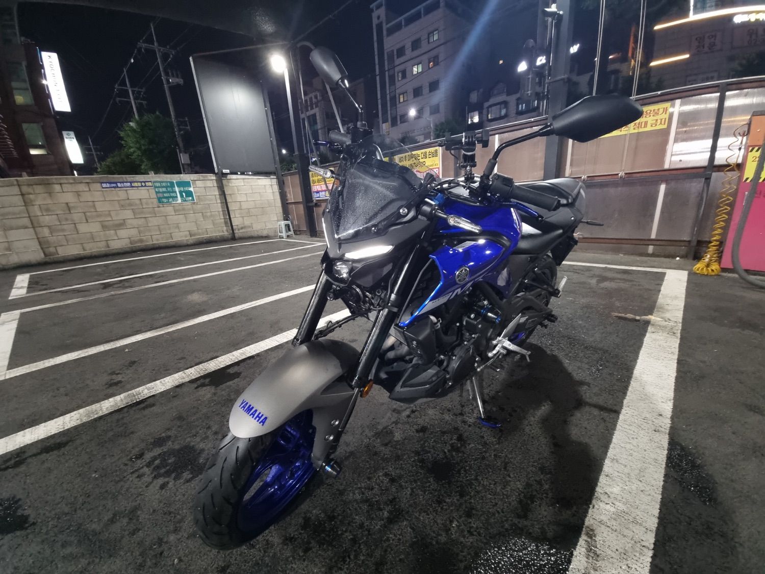 야마하 MT 03 more