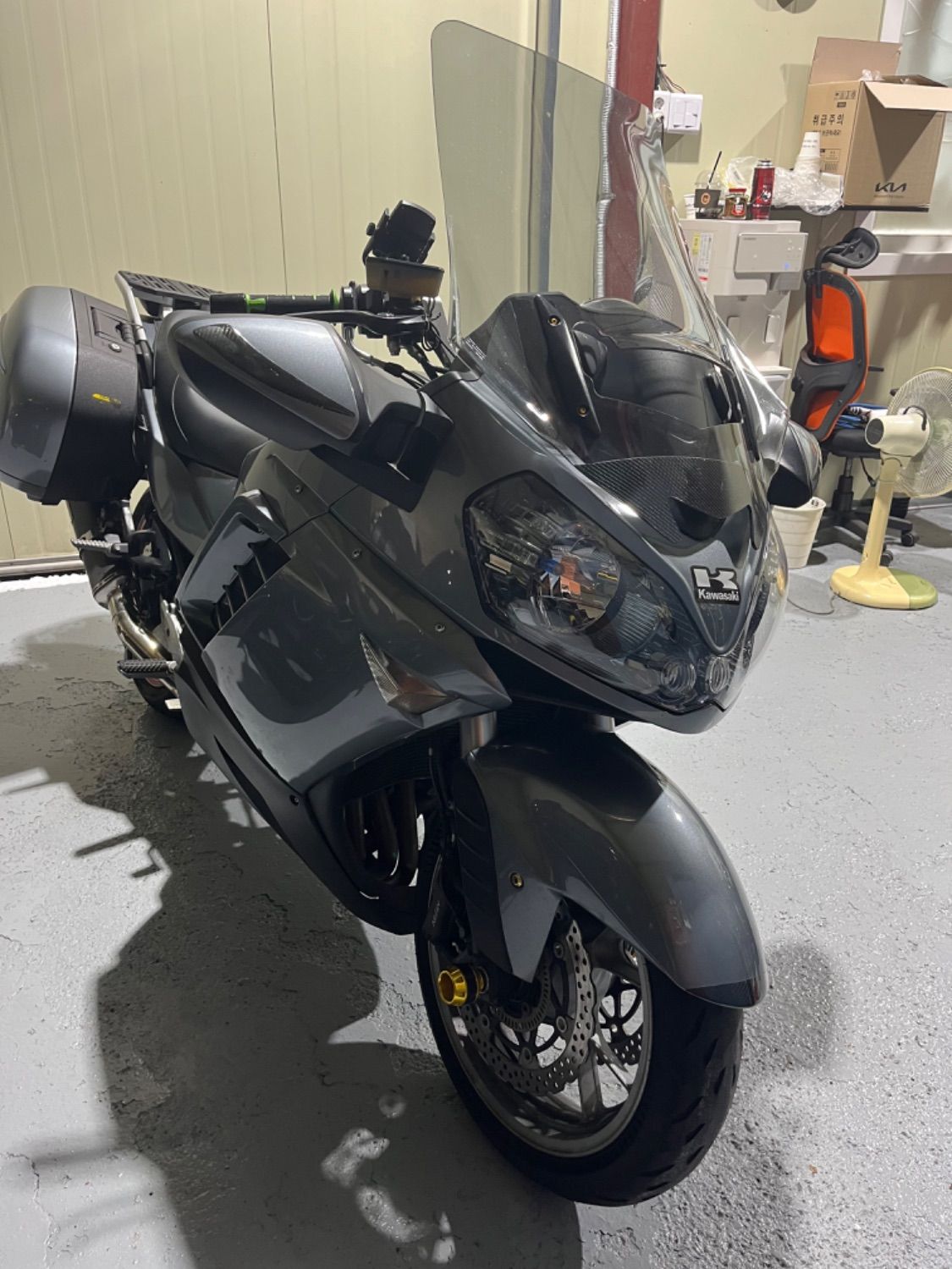 가와사키 GTR 1400 more