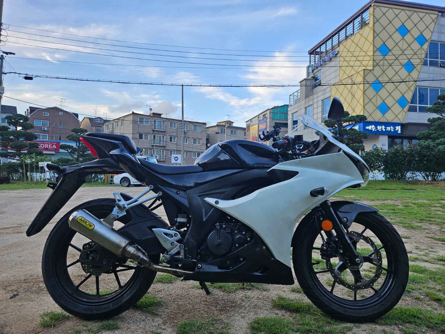 스즈키 GSR 125 NEX thumb 2