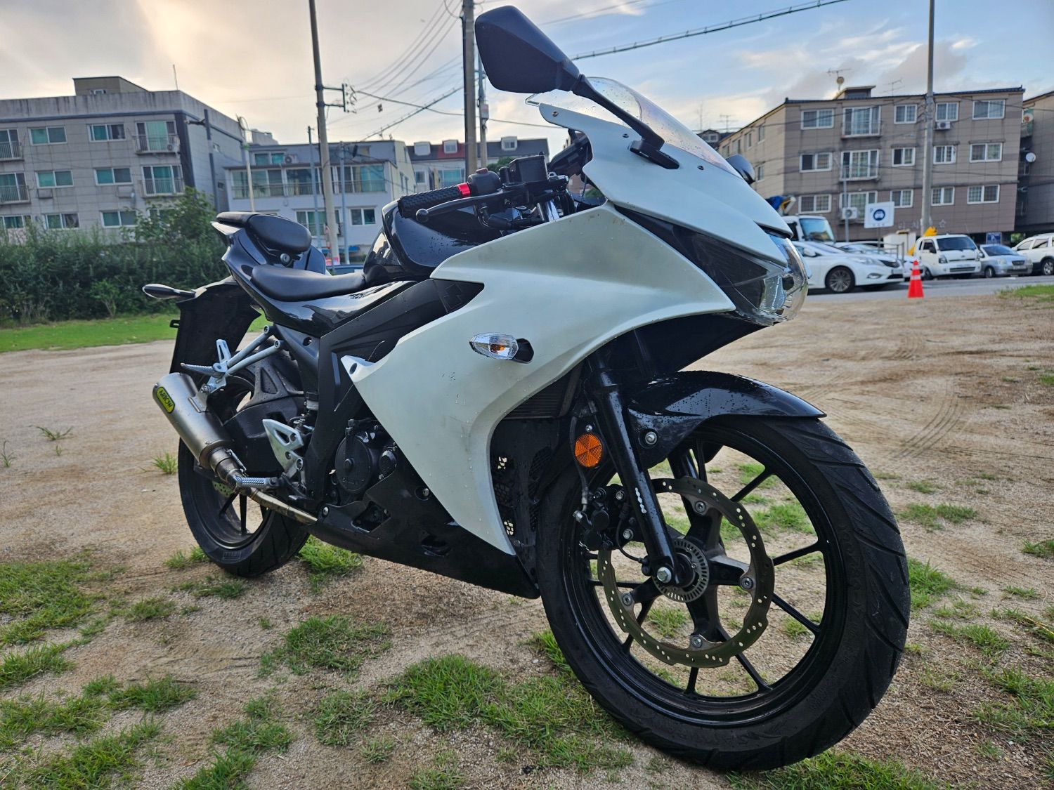 스즈키 GSR 125 NEX more