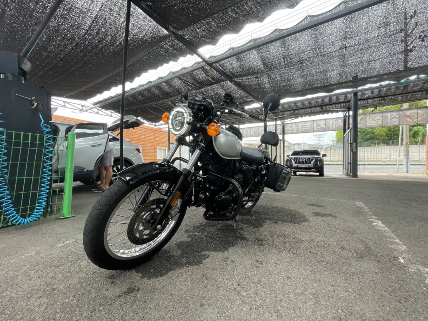 베넬리 임페리알레 400 ABS thumb 2