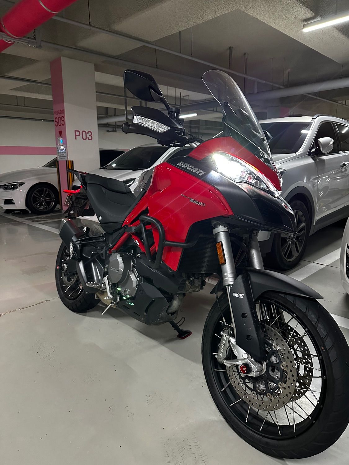 두카티 멀티스트라다 950 S 2021 레드 사진 1