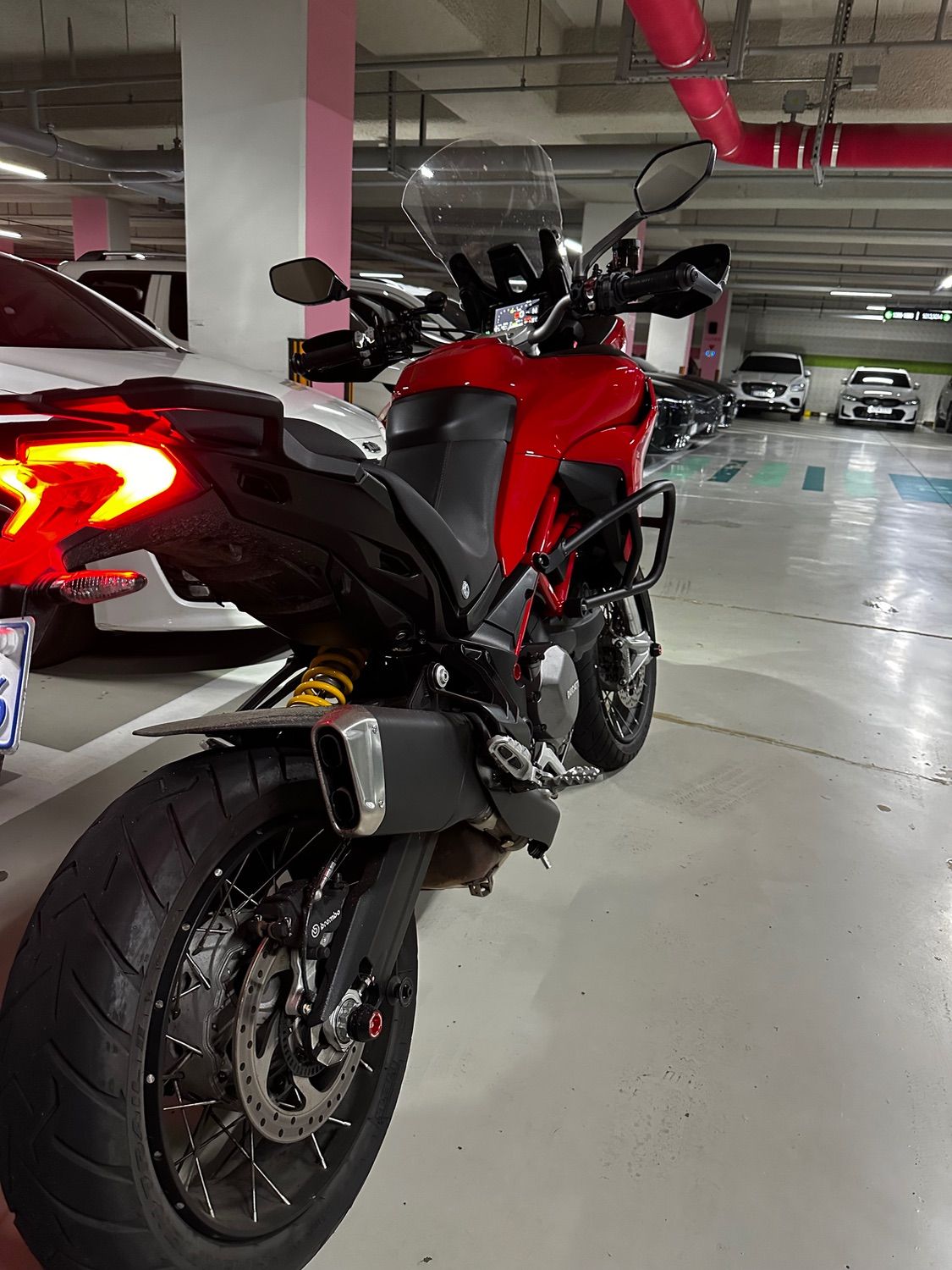 두카티 멀티스트라다 950 S 2021 레드 사진 3