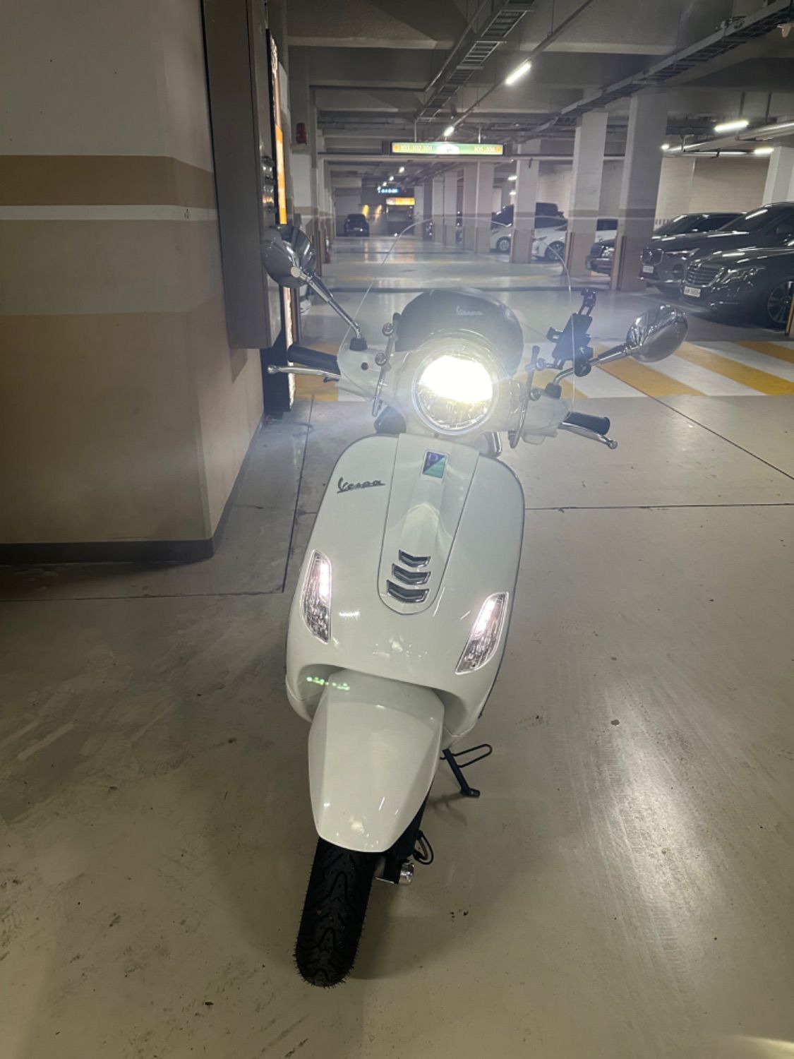 베스파 LX 125 main