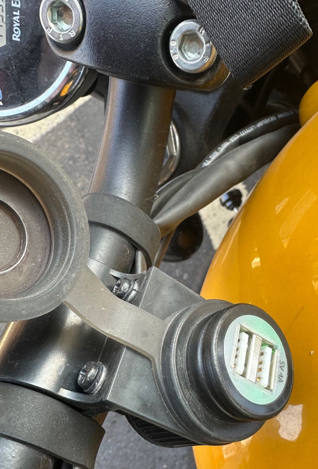 로얄엔필드 메테오 350 more