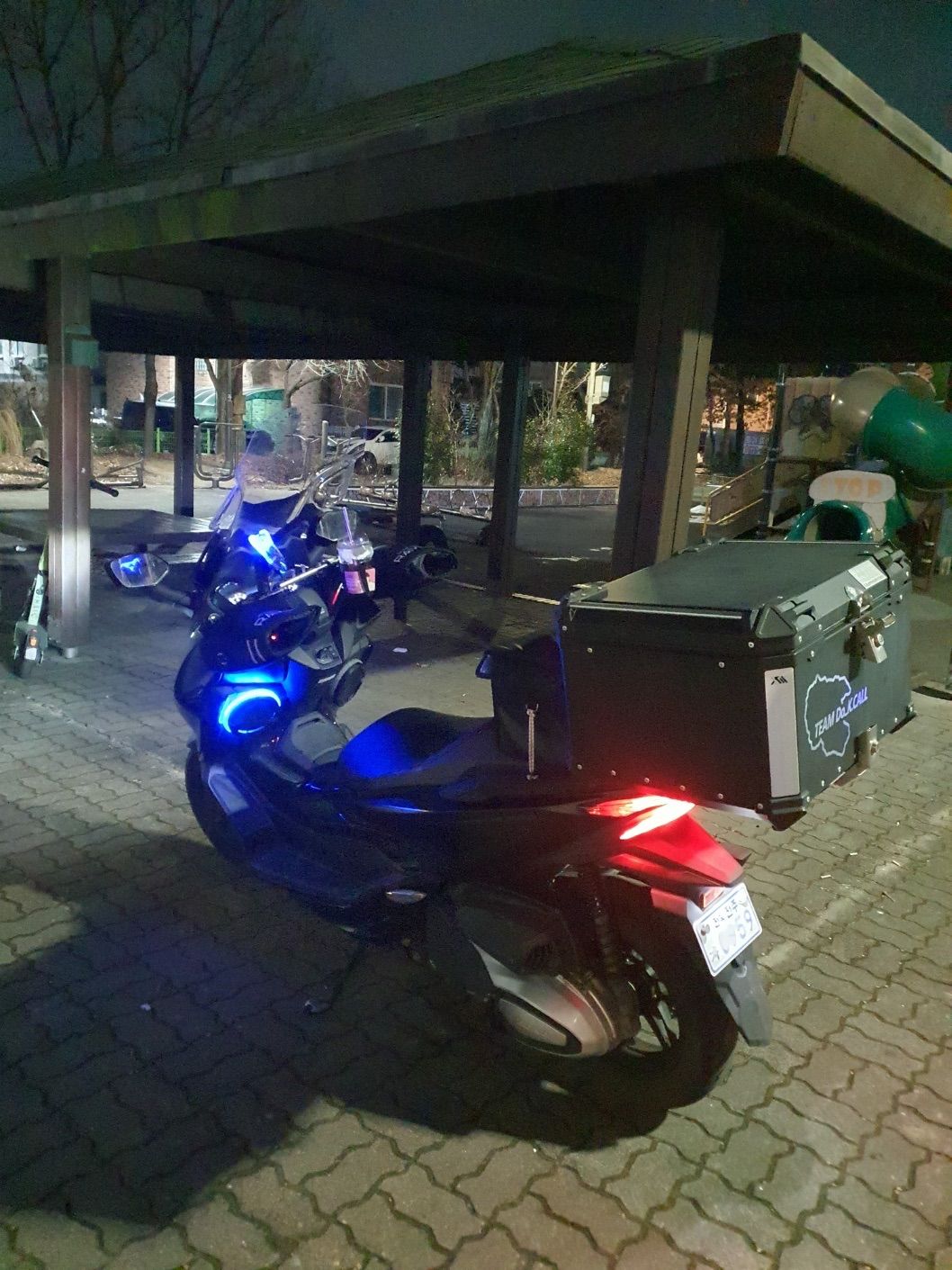 혼다 포르자 350 main