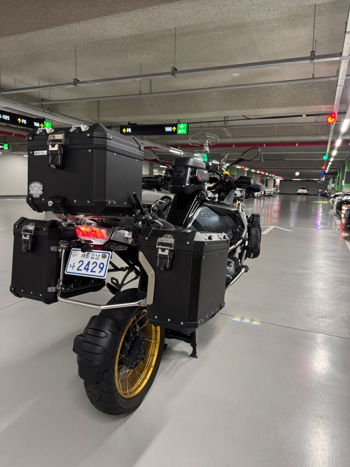 BMW R 1250 GS 어드벤처 2021 블랙 사진 4