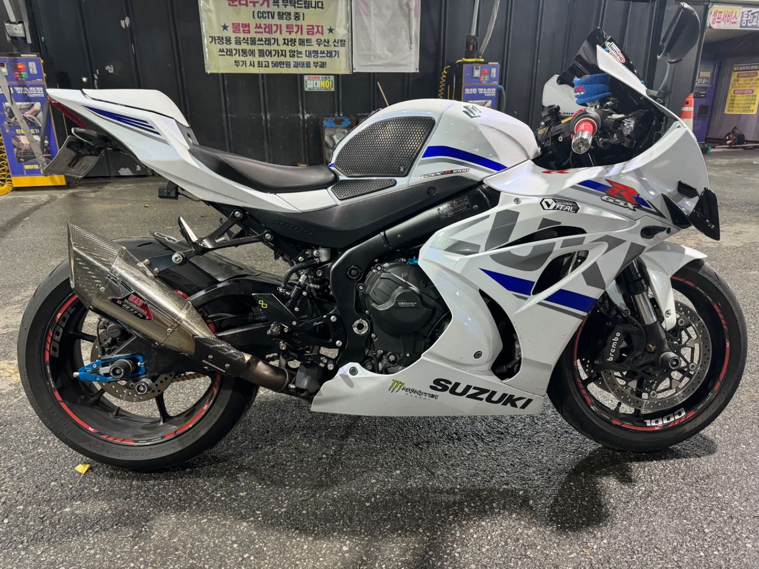 스즈키 GSX R 1000 more