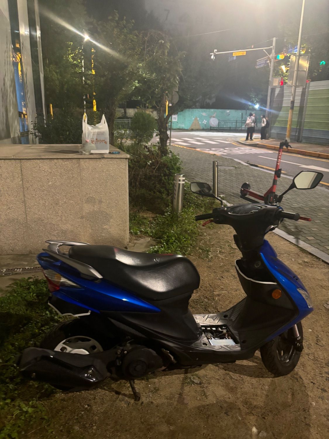 스즈키 어드레스 V 125 SS more