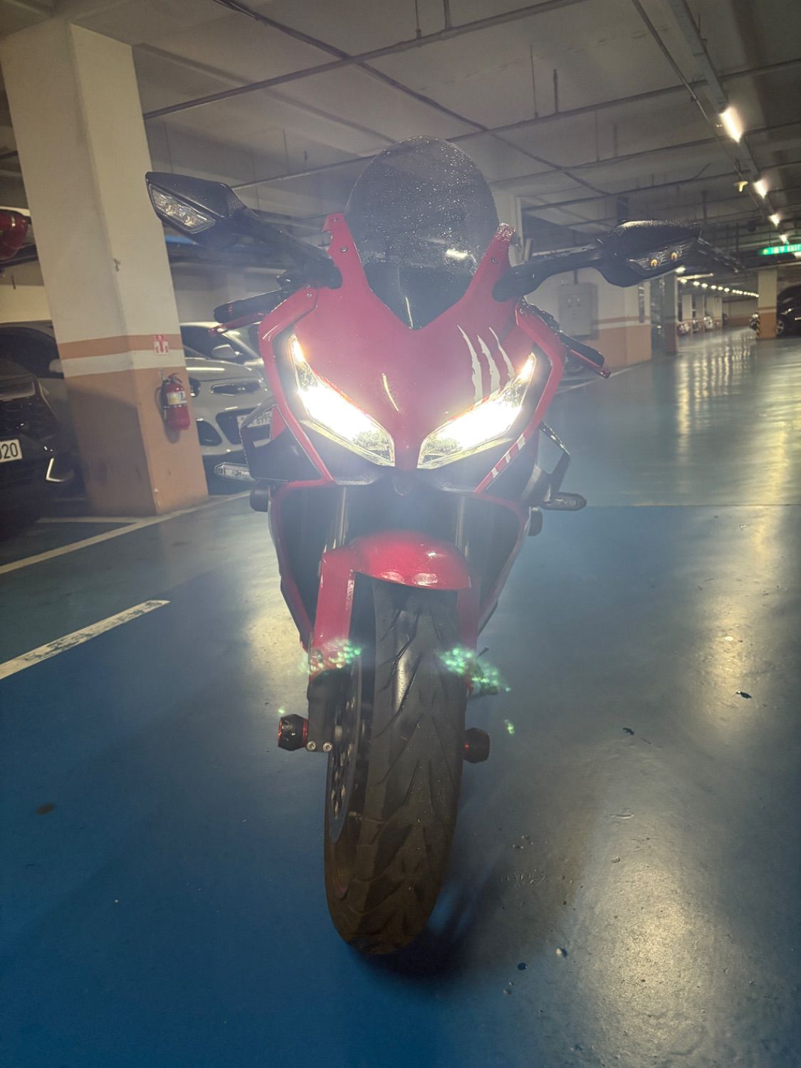 혼다 CBR 650 R 2021 레드 사진 5
